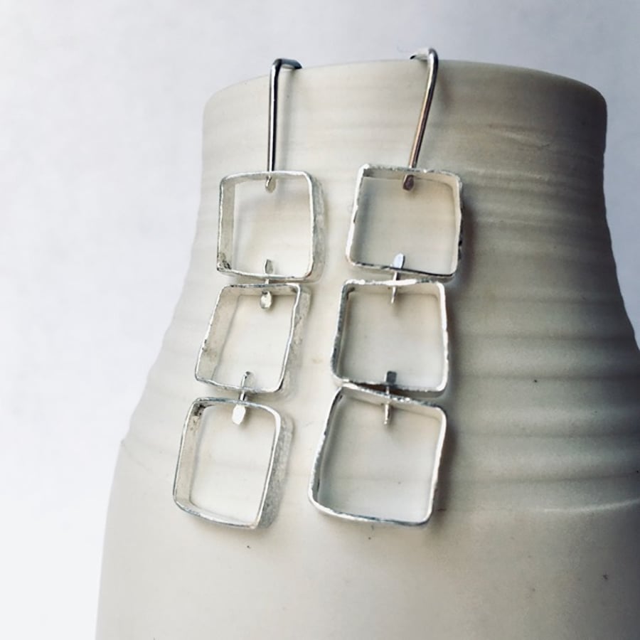 ecosilver handmade arty moving square earrings