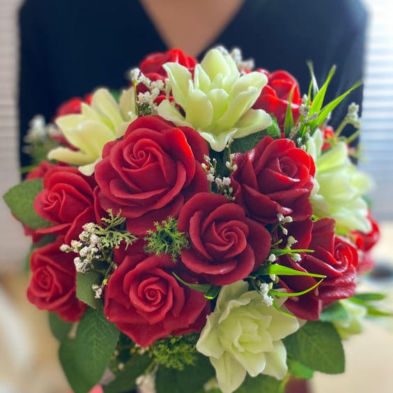 Large Soap Flower Bouquet – Red Roses and White Lilies in a Luxury Hat Box
