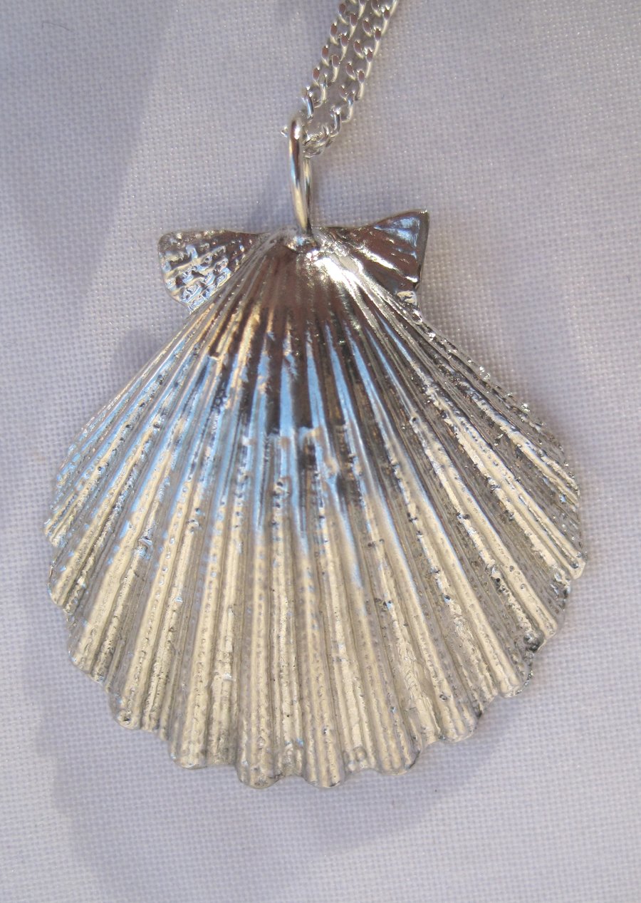 Large scallop shell pewter pendant necklace with sterling silver chain