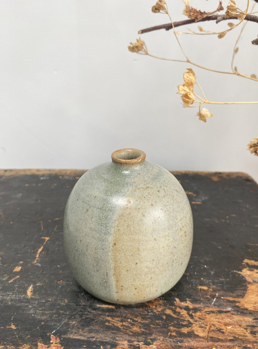 Stoneware stem vase