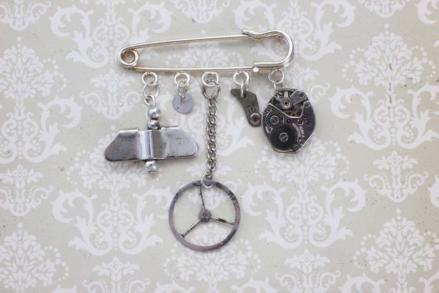 Steampunk Vintage Silver Kilt Pin Brooch Men's Unisex