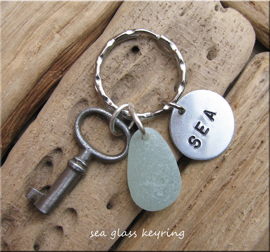 Sea glass vintage keyring