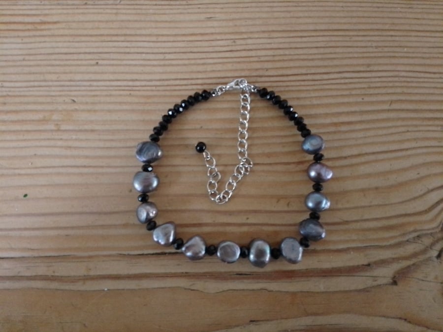 Handmade beaded bracelet