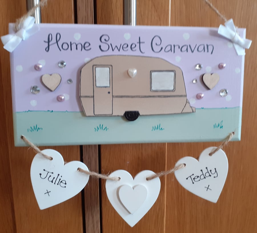 Handmade Home Sweet Caravan Gift Sign Plaque - Ideal personalised holiday Gift