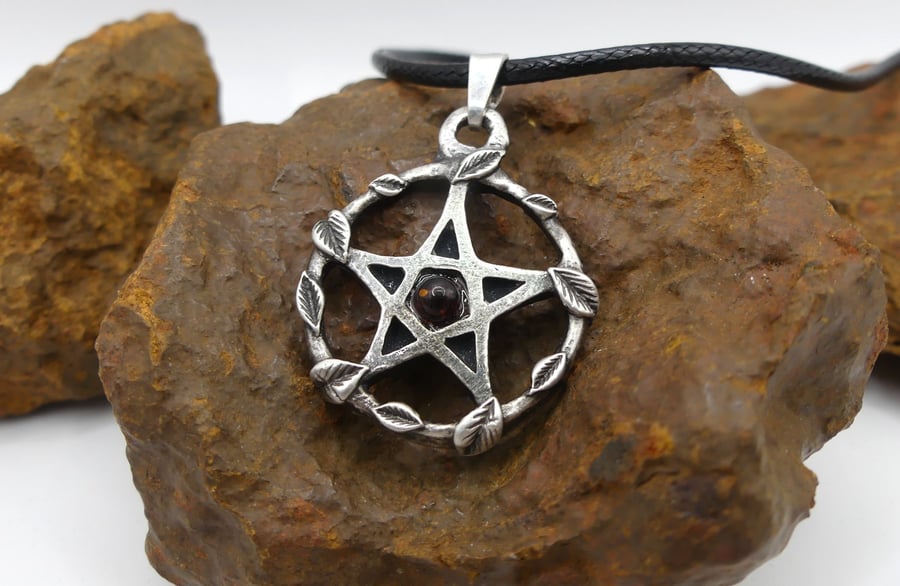Sterling Silver Pentacle Pendant Surrounded by Leaves with Amber, Necklace.