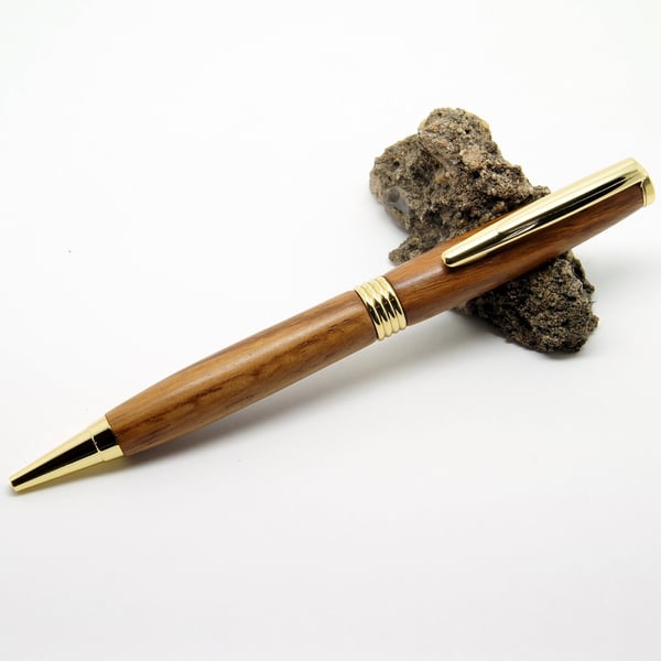 Chestnut Streamline twist pen