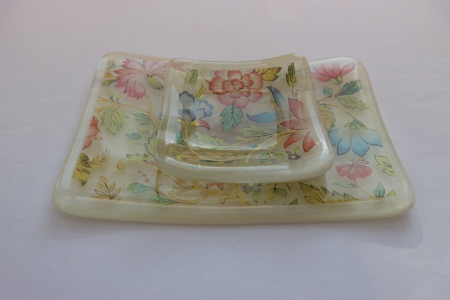 Handmade fused glass sushi plate and dip bowl - summer bloom