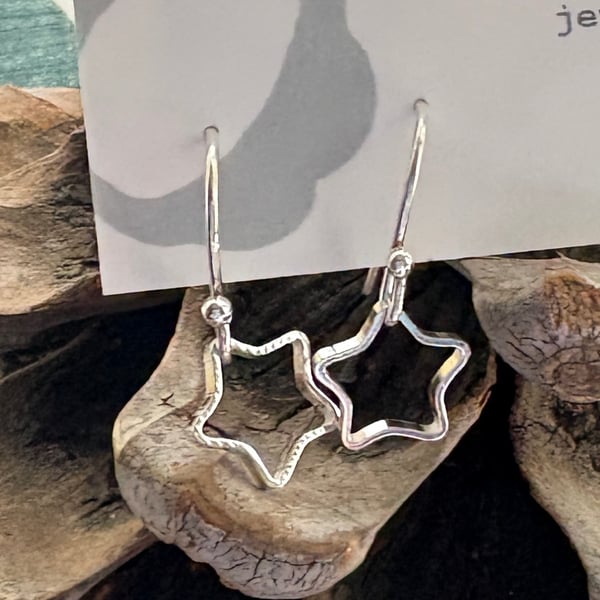 Star outline earrings