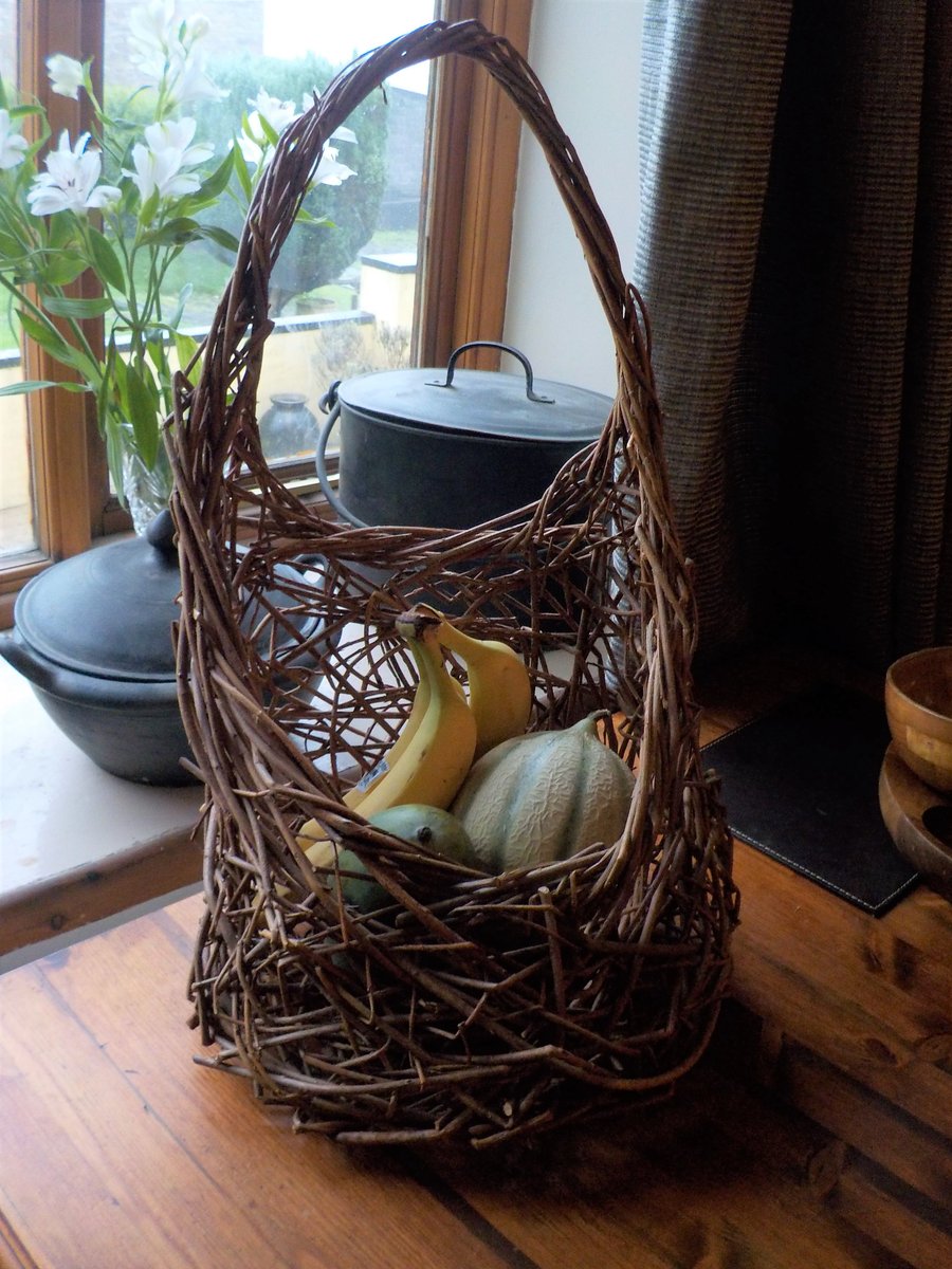 Lacy weave Woven Willow, ergonomic, wicker, basket, practical, ready now 