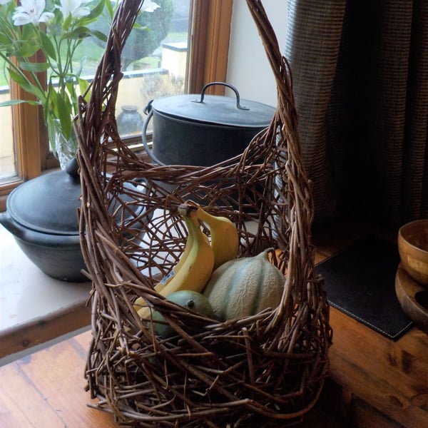 Lacy weave Woven Willow, ergonomic, wicker, basket, practical, ready now 