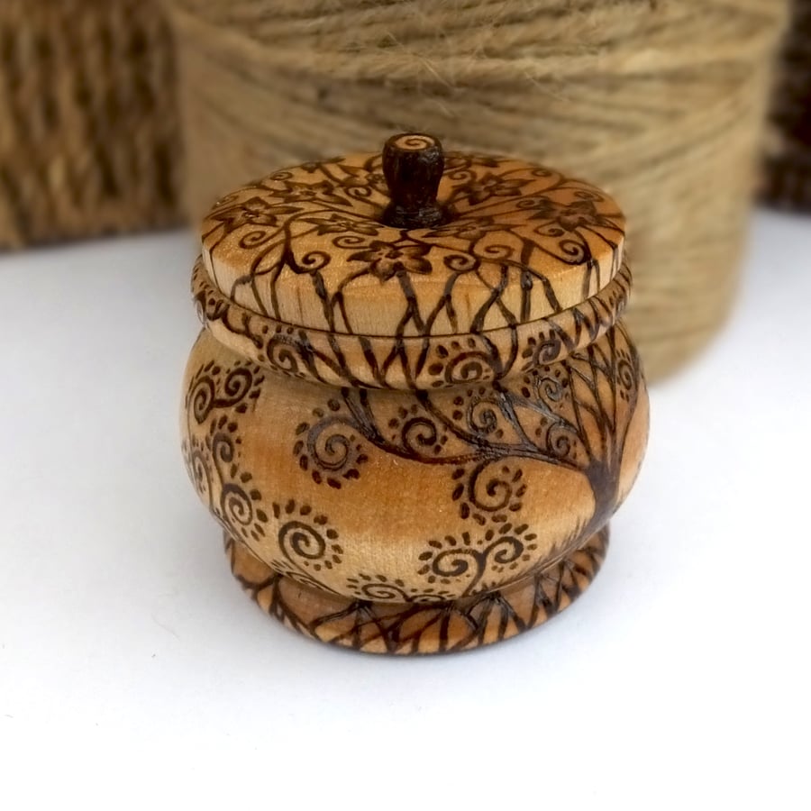 Wooden pyrography tree of life trinket pot with place on lid