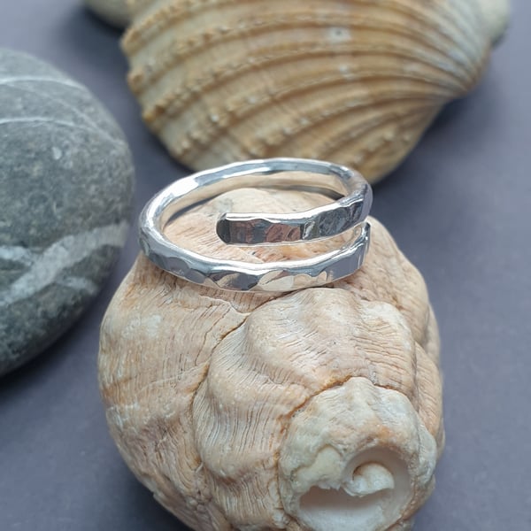 Chunky silver wrap ring, Crossover ring, Hammered