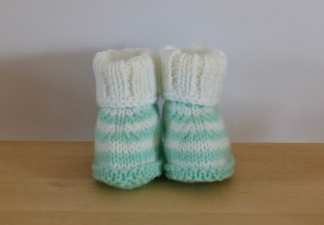 Knitted Baby Booties