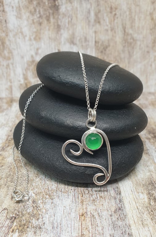 Sterling Silver 925 Unique Heart Pendant With Green Agate