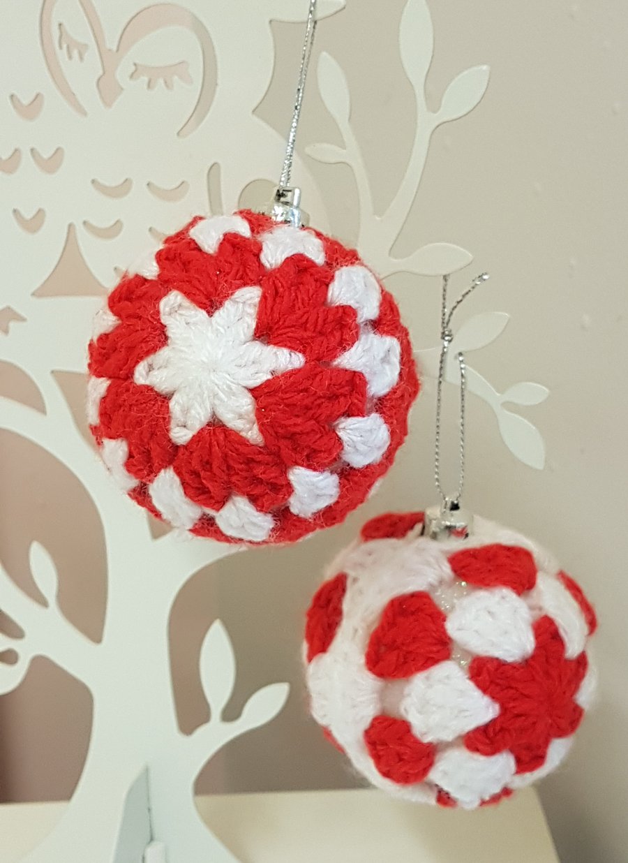 Hand crochet 2 Christmas baubles 