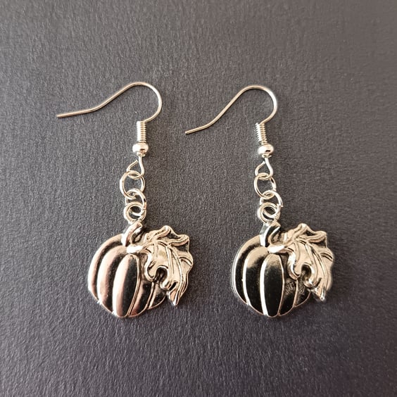 Silver dangle pumpkin earrings 
