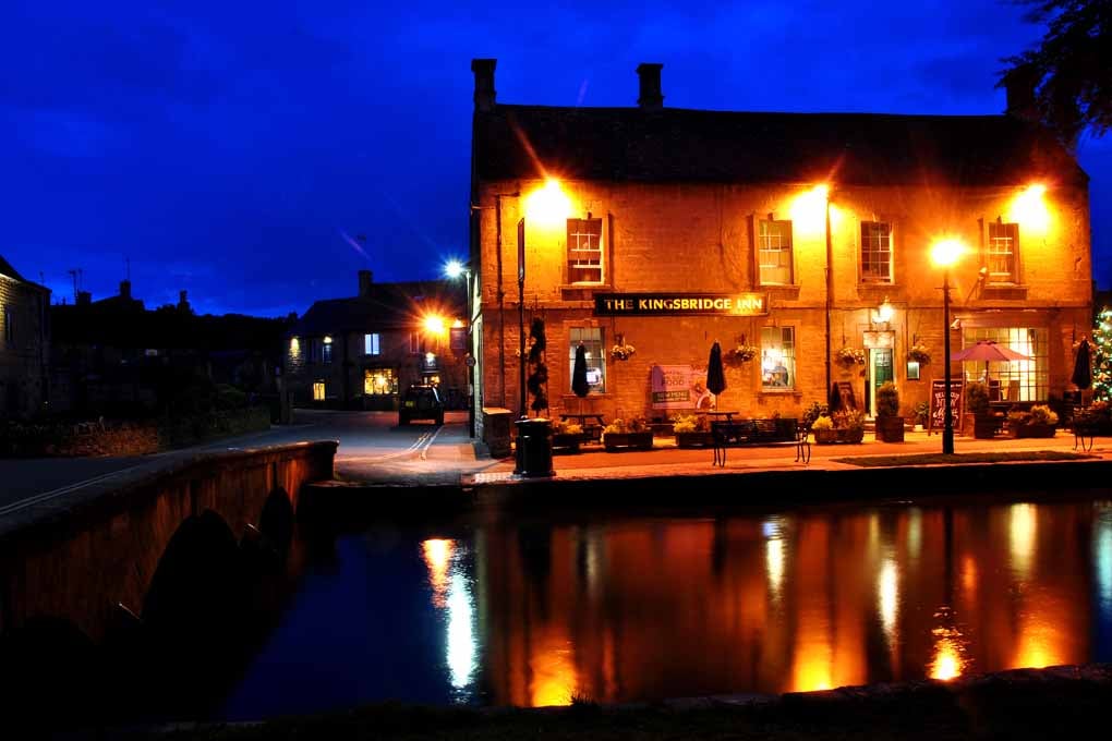 Kingsbridge Inn Bourton On The Water Cotswolds Photograph Print