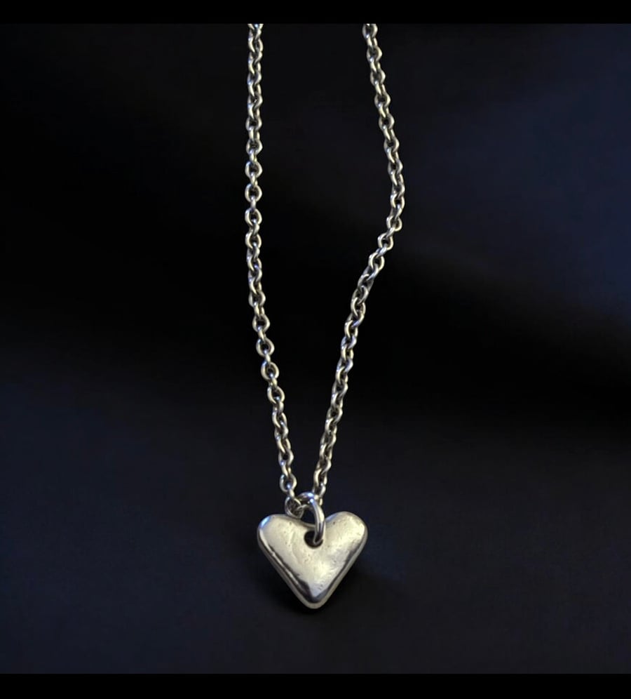 Mini silver heart bracelet 