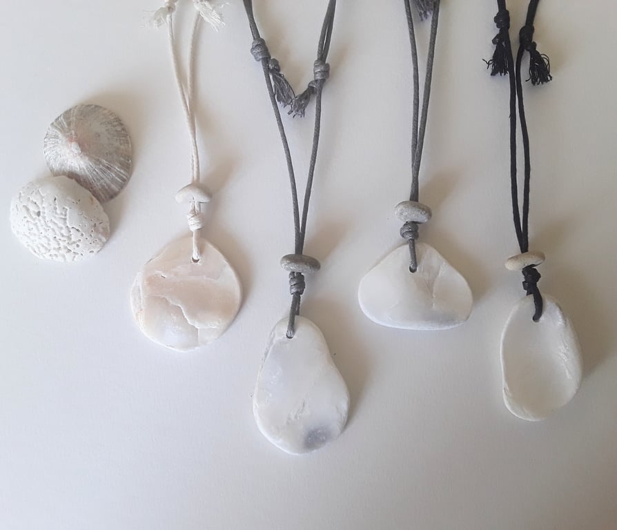 Adjustable oyster shell necklace 