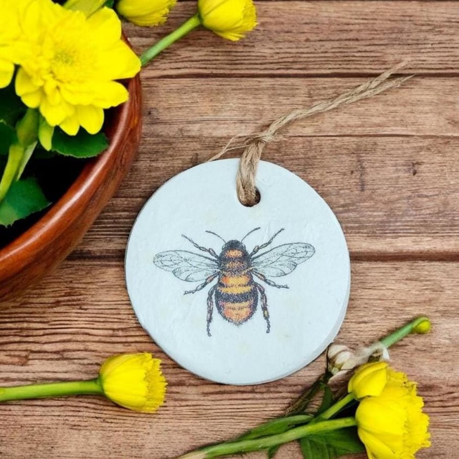 Yellow Bumblebee, Round Hanging Diffuser, Car Air Freshener, Birthday Gift