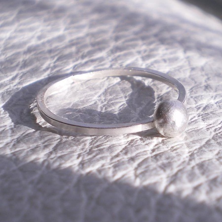 Pebble Ring