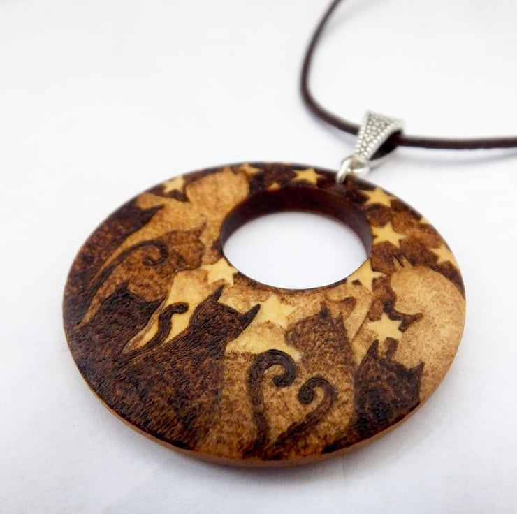 For the love of Cats Wooden Pyrography Pendant ... - Folksy