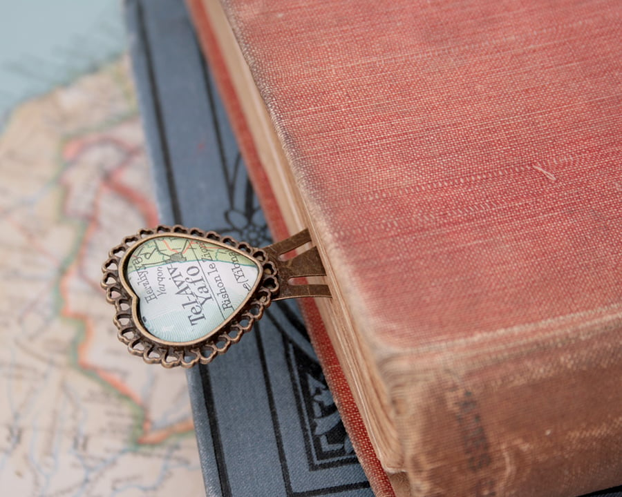 Heart bookmark with custom map in antique bronze colour