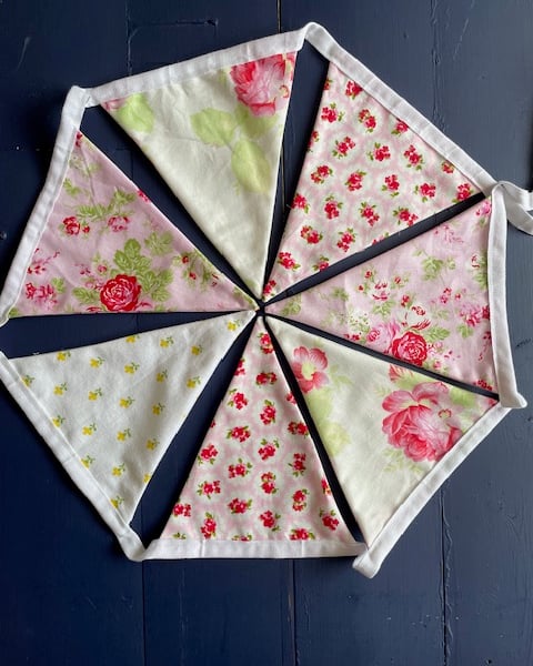 SECOND Pink, cream and green floral cotton bunting (3.25m)