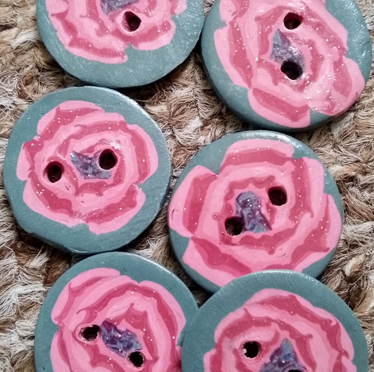 Round buttons with a pink rose flower - Folksy