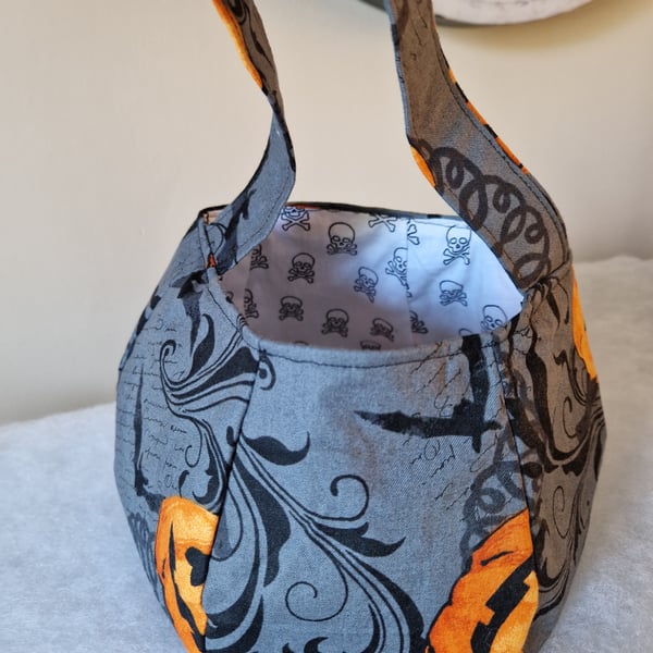 Handmade Halloween goody bag 