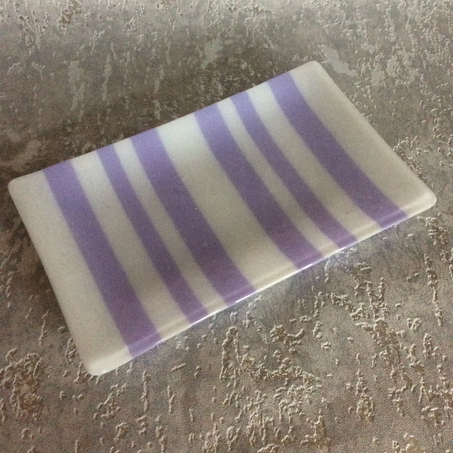 Lilac stripe serving plate (0372)