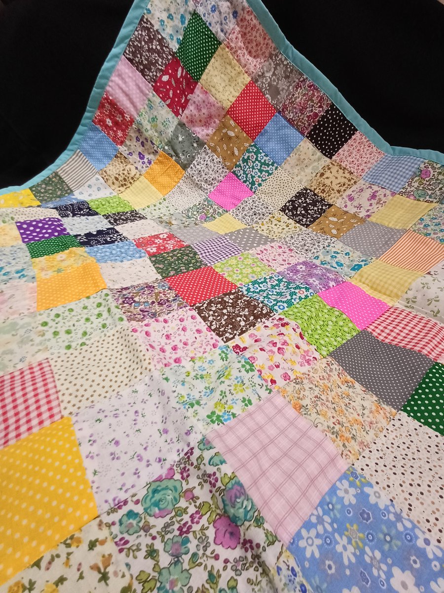 Colourful lap blanket