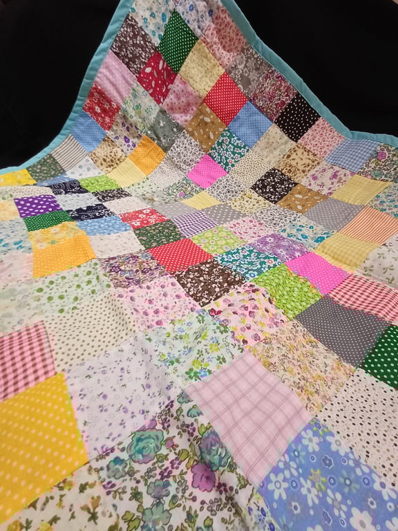 Colourful lap blanket