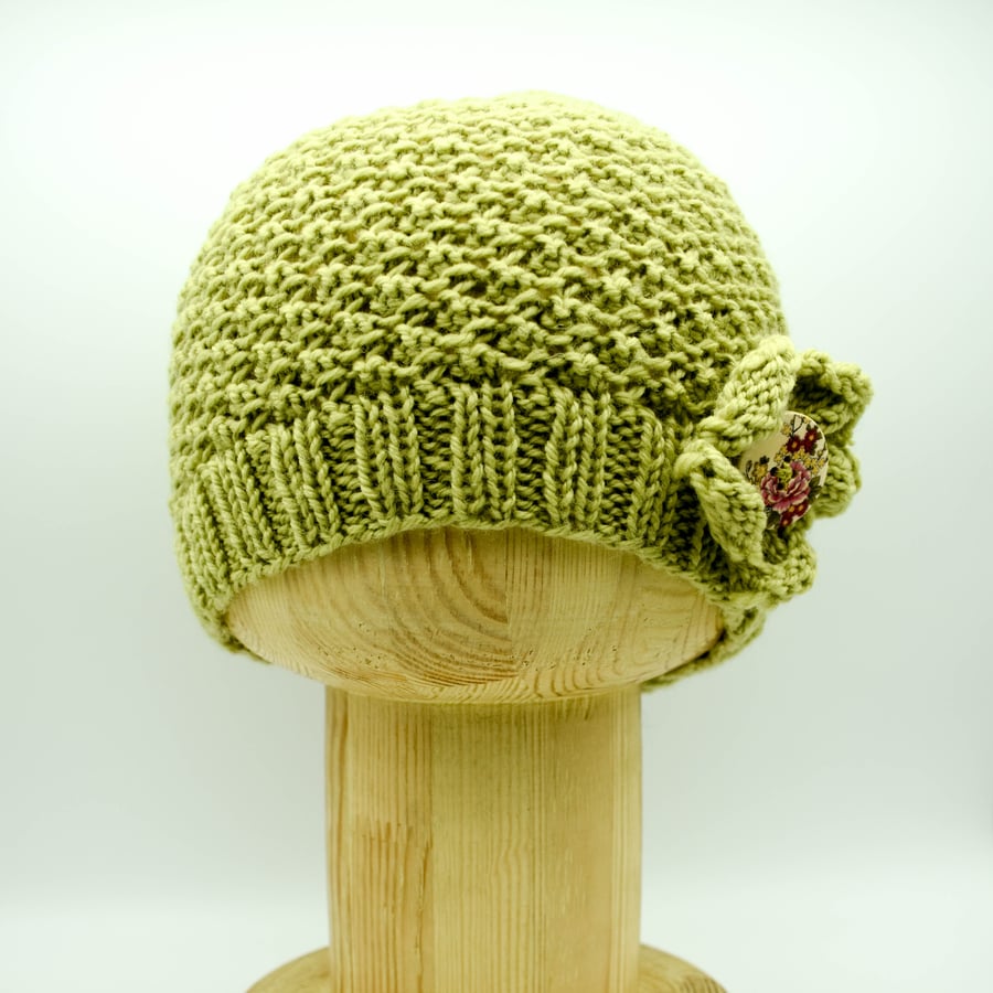 SOLD - SALE - Hand Knitted daisy beanie hat in green - Adult Medium