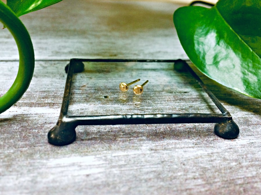 18 carat gold earrings - ear studs - small earrings - small gold studs - UK made