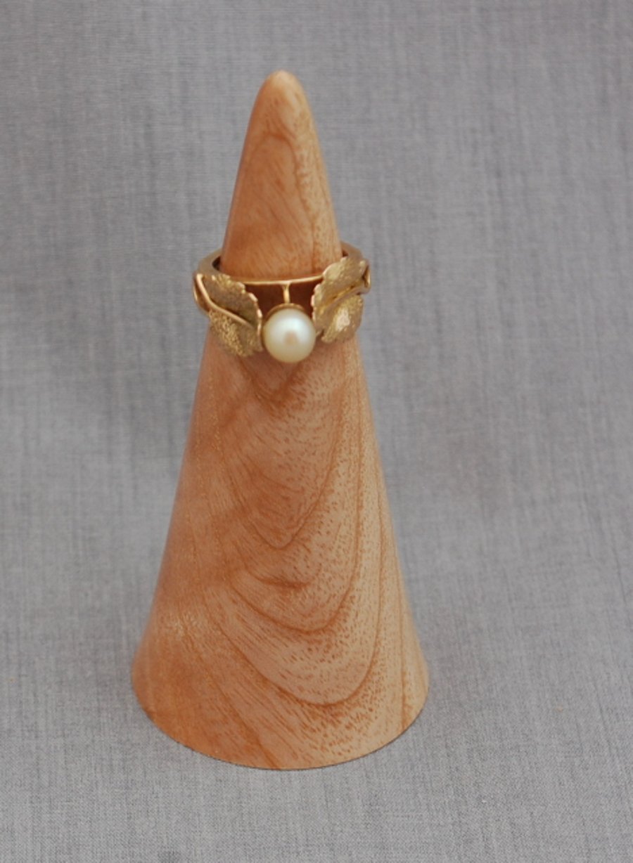 Beautiful Ring Cone in Ash