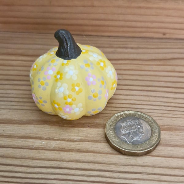 Ditsy Little Pumpkin - Pale Yellow