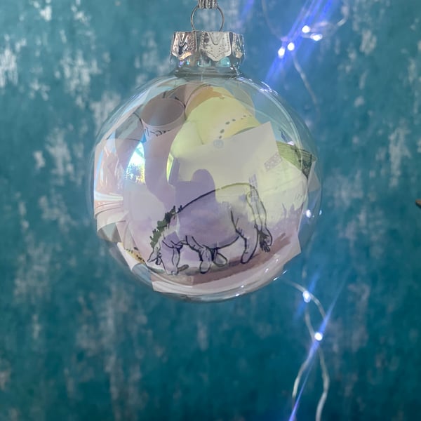 Winnie the Pooh Glass Bauble Colour