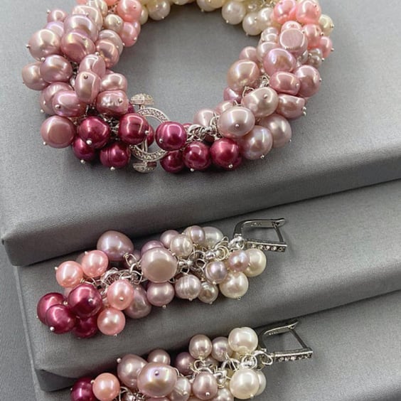 Pink Ombré Cultured Pearl Bubble Style Cluster Bracelet & Earring Set