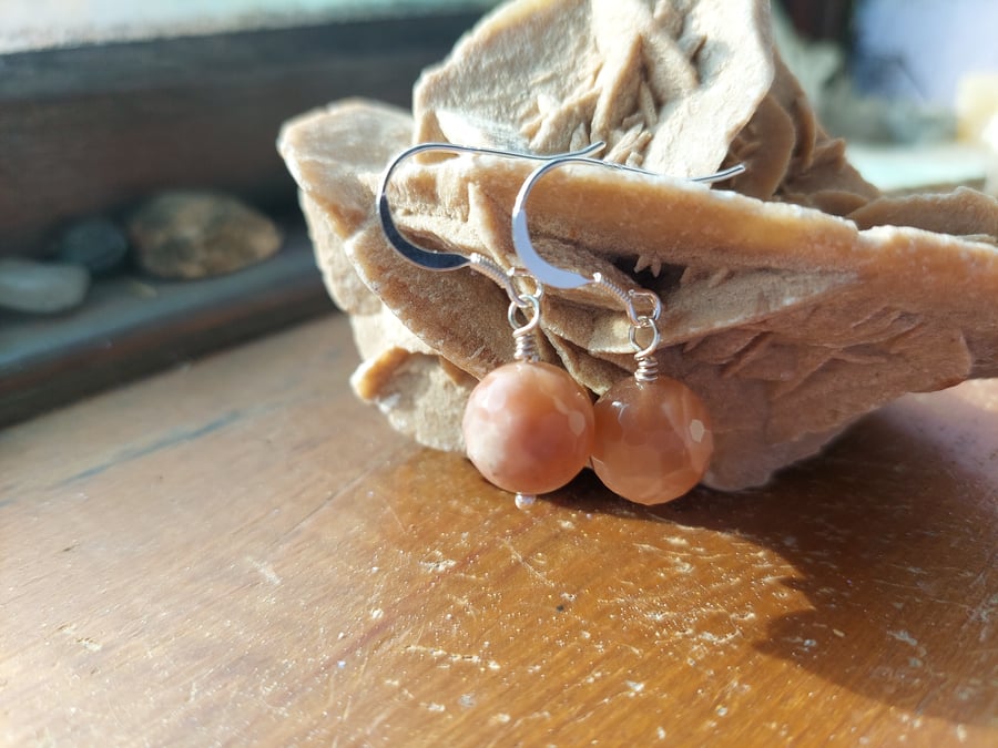 Sterling Silver Facetted Peach Moonstone Earrings