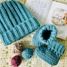 Baby ribbed cuff beanie and ribbed cuff booties set