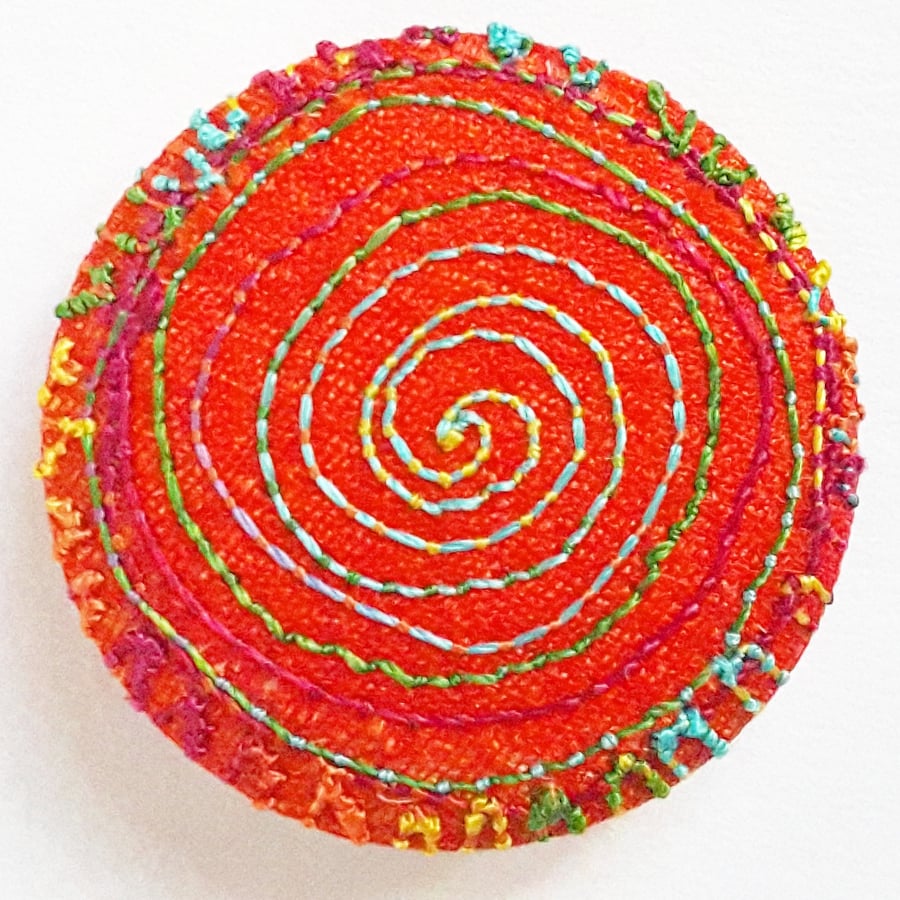 One Inch Badge Fabric Badge with Free Machine Embroidery 