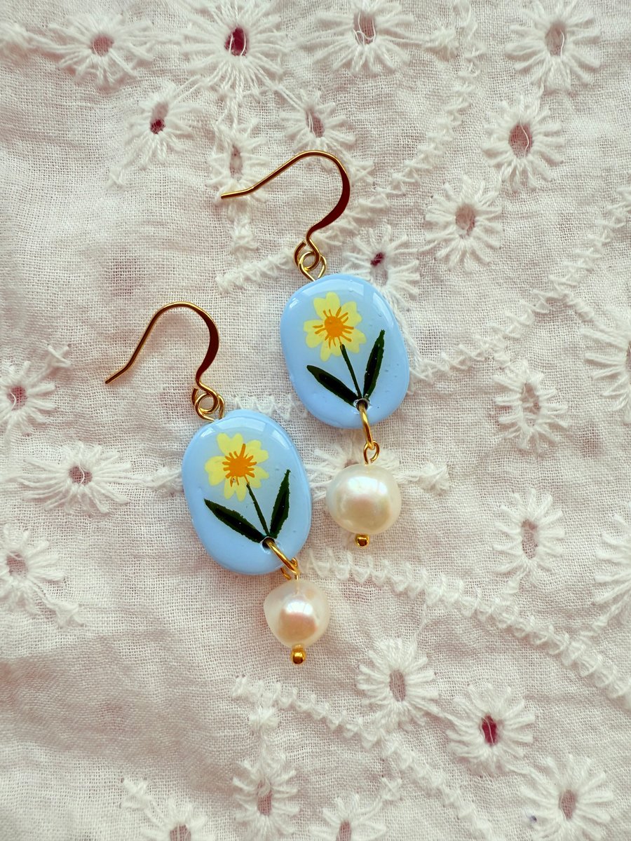 Buttercup Flower Pearl Drop Polymer Clay Earring - FREE SHIPPING
