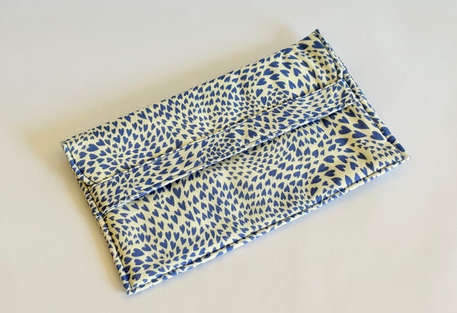 Fabric glasses case