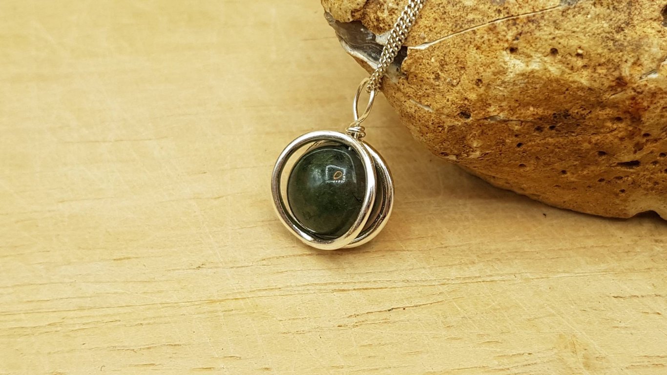 Small Moss agate circle pendant necklace. Reiki jewelry