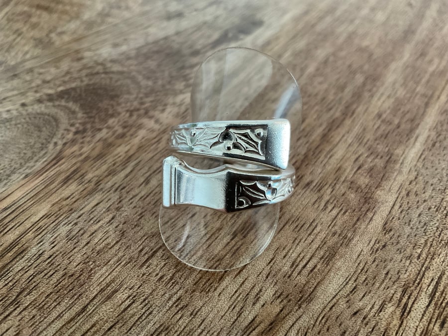 VINTAGE CUTLERY - SPOON RING - LONDON 1978 - SIZE V