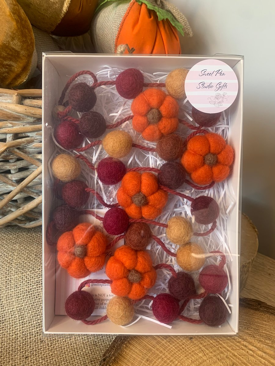 Handmade Pumpkin Felt Garland