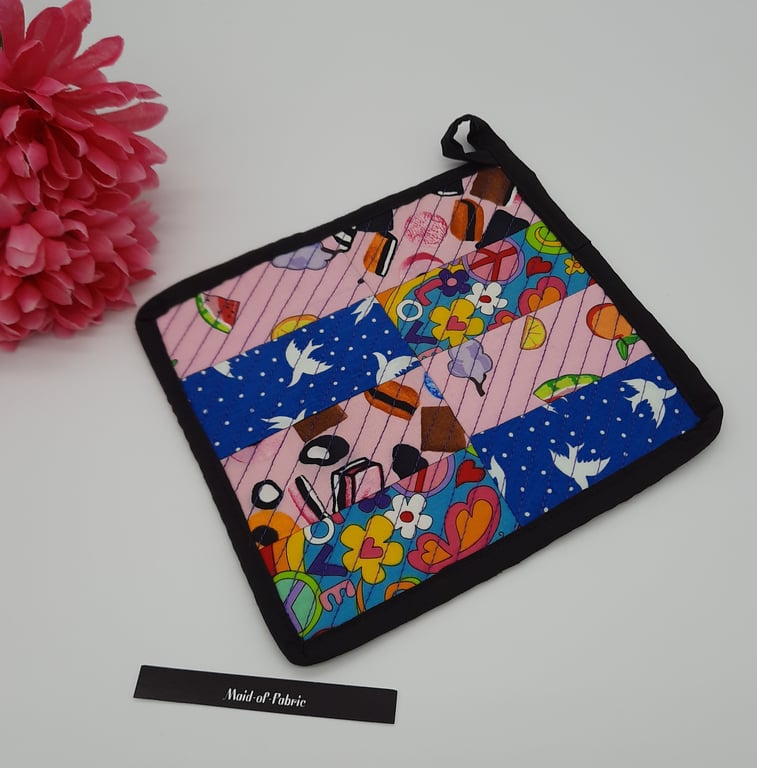 Heat mat maid-of-fabric 