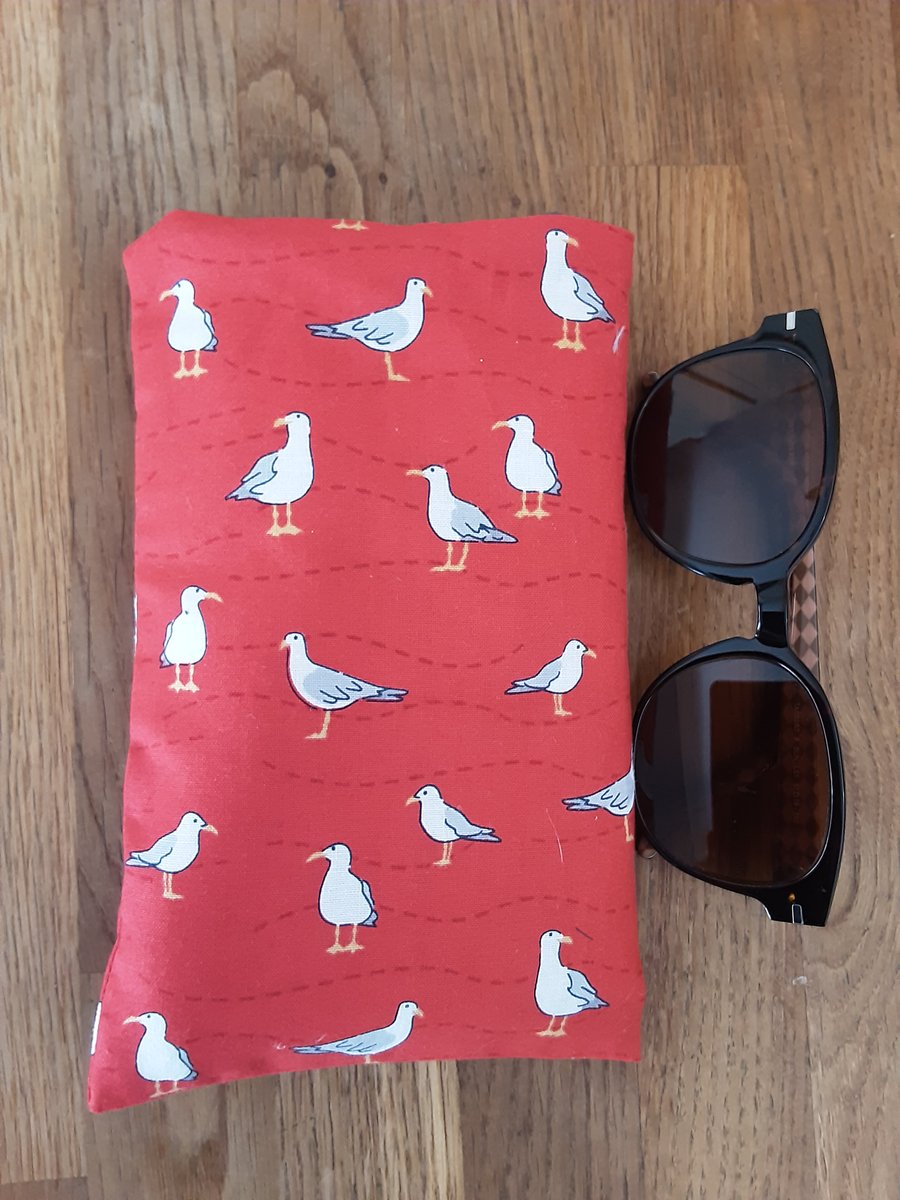 Phone or sunglasses cover with seagulls 