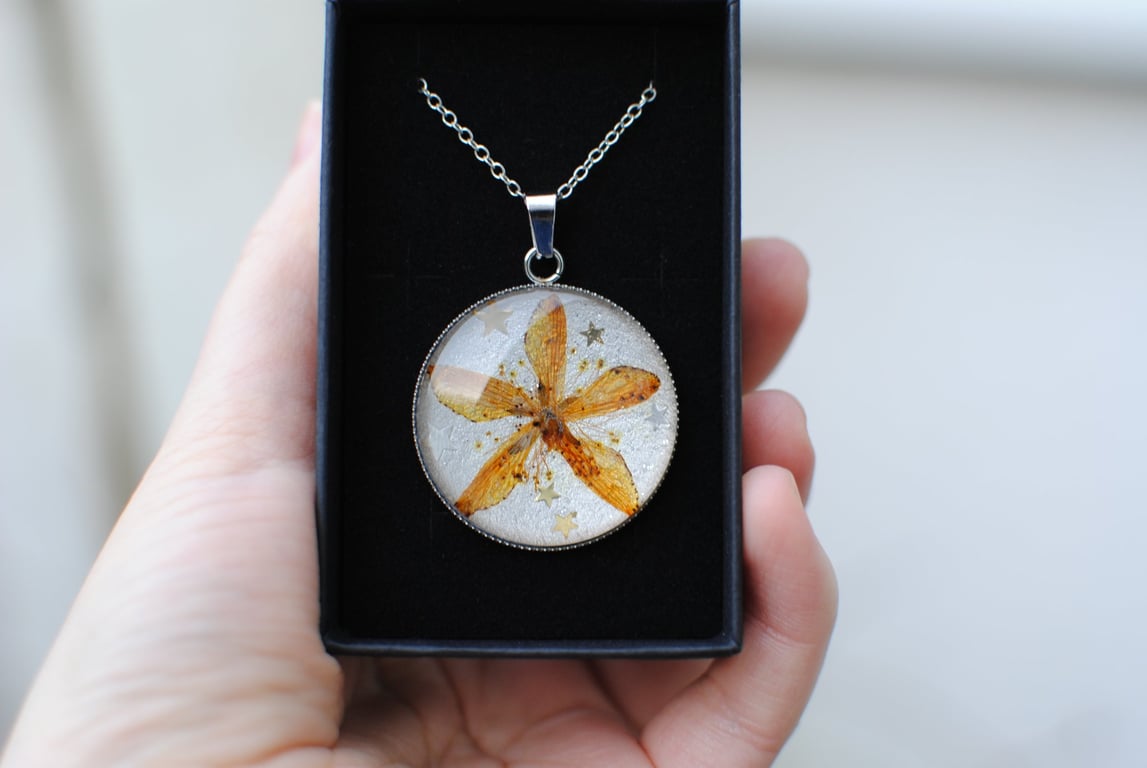 St. John's Wort real dried flower glass pendant sterling silver 925 plated chain